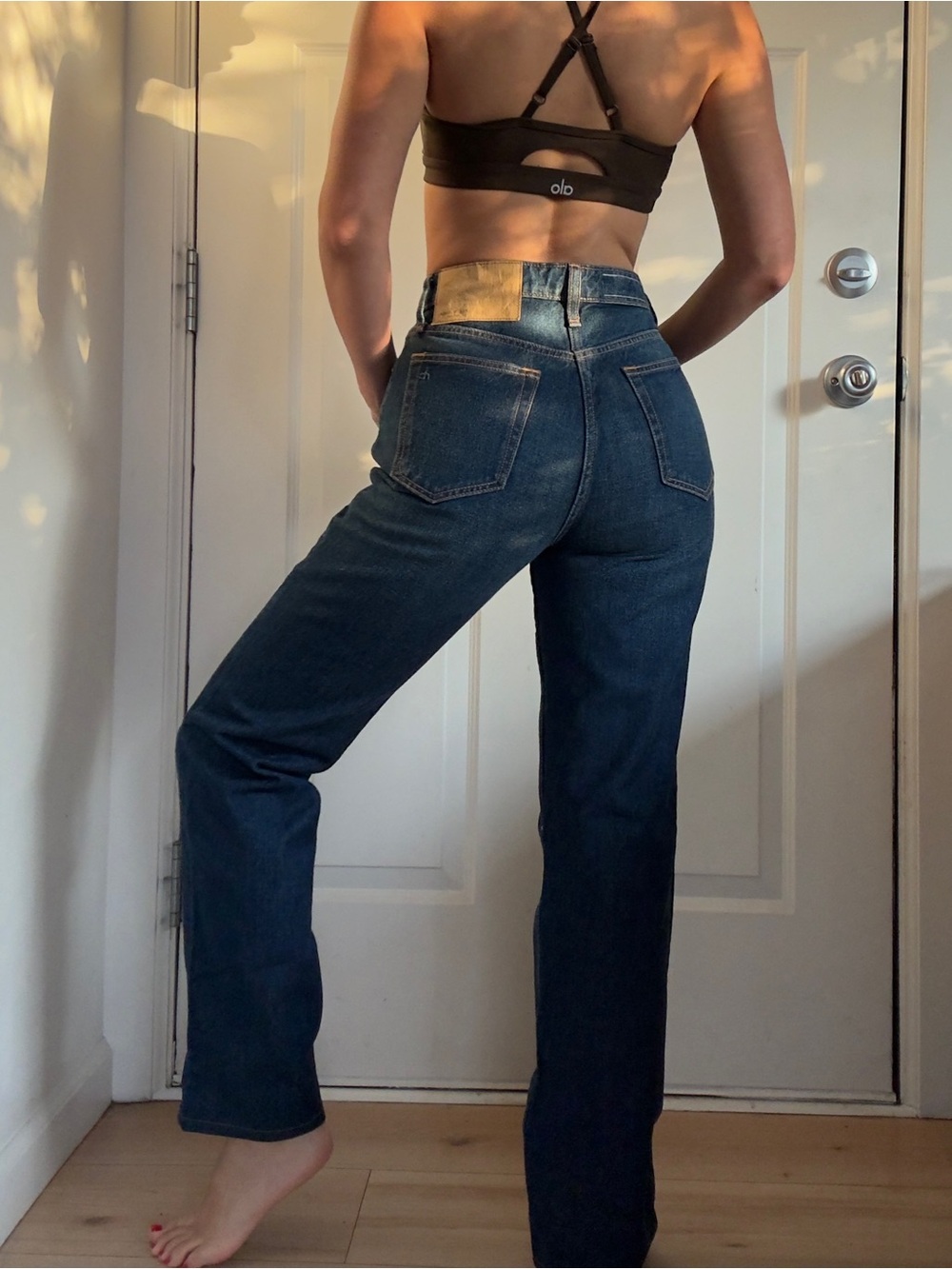 Rag & bone Alex high rise straight 
Classic High-Rise Straight Jeans - Dark Blue